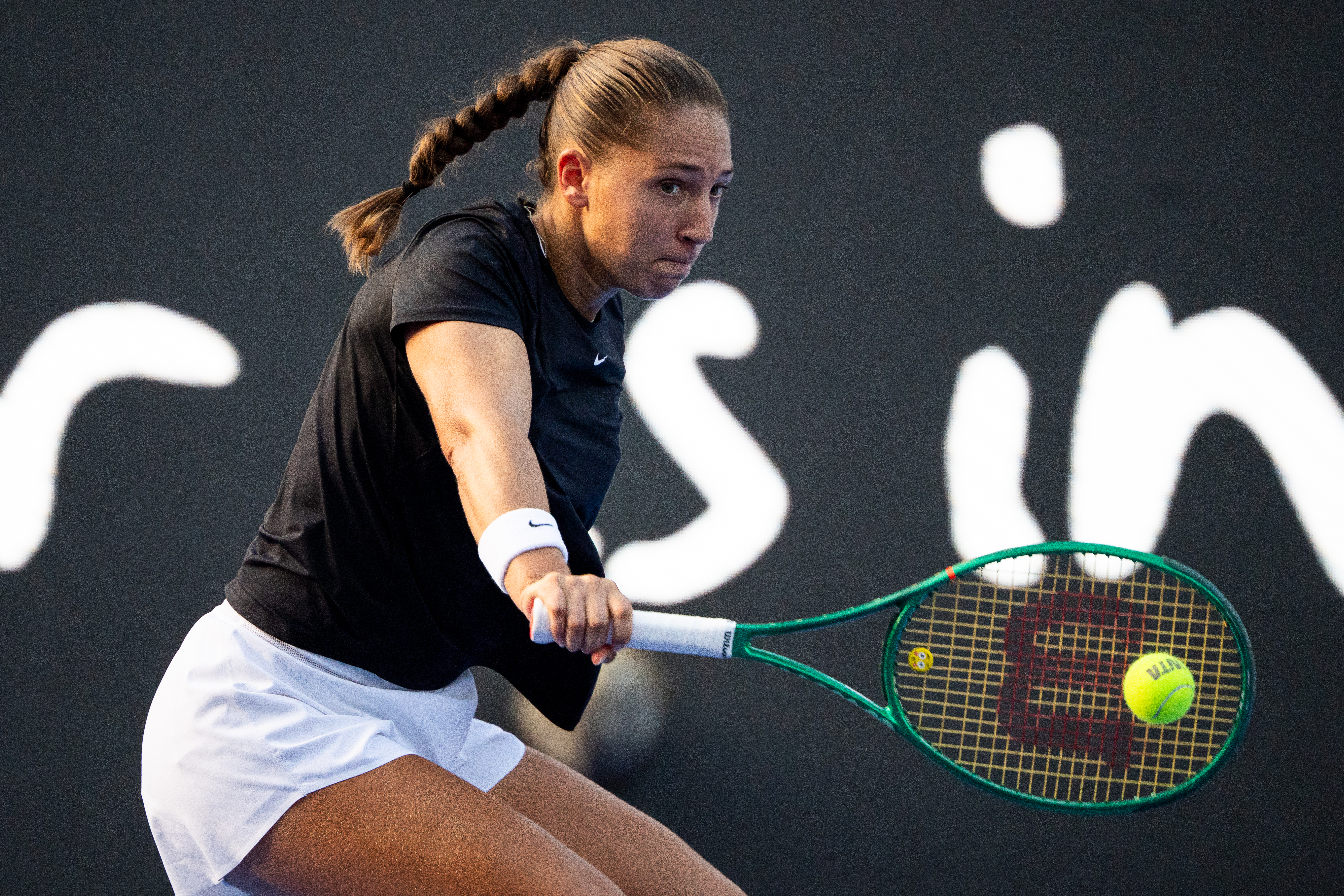मोंटेरे में मैरी ने ली को हराकर अपने पहले WTA सिंगल्स फाइनल में प्रवेश किया