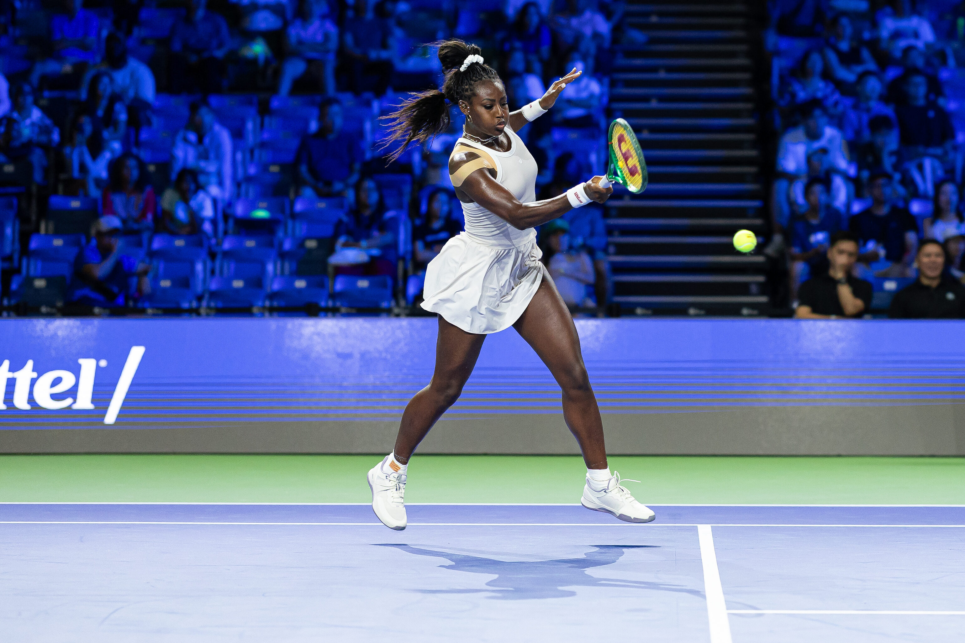 Rounded Off Parks saves three set points, holds off Wang Xinyu in Tokyo first round