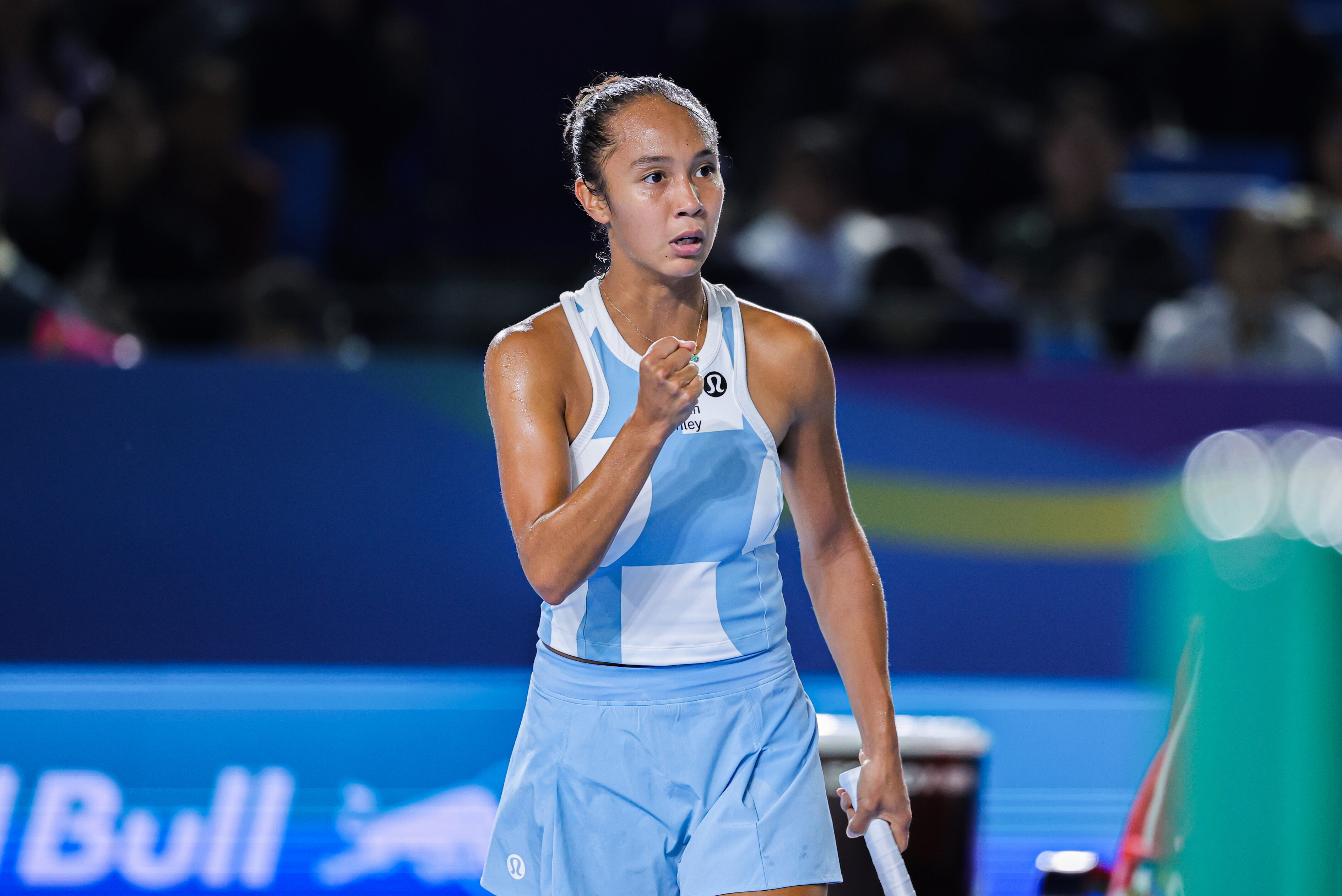 Fernandez extends strong form in Ningbo, outduels Bouzkova to reach ...