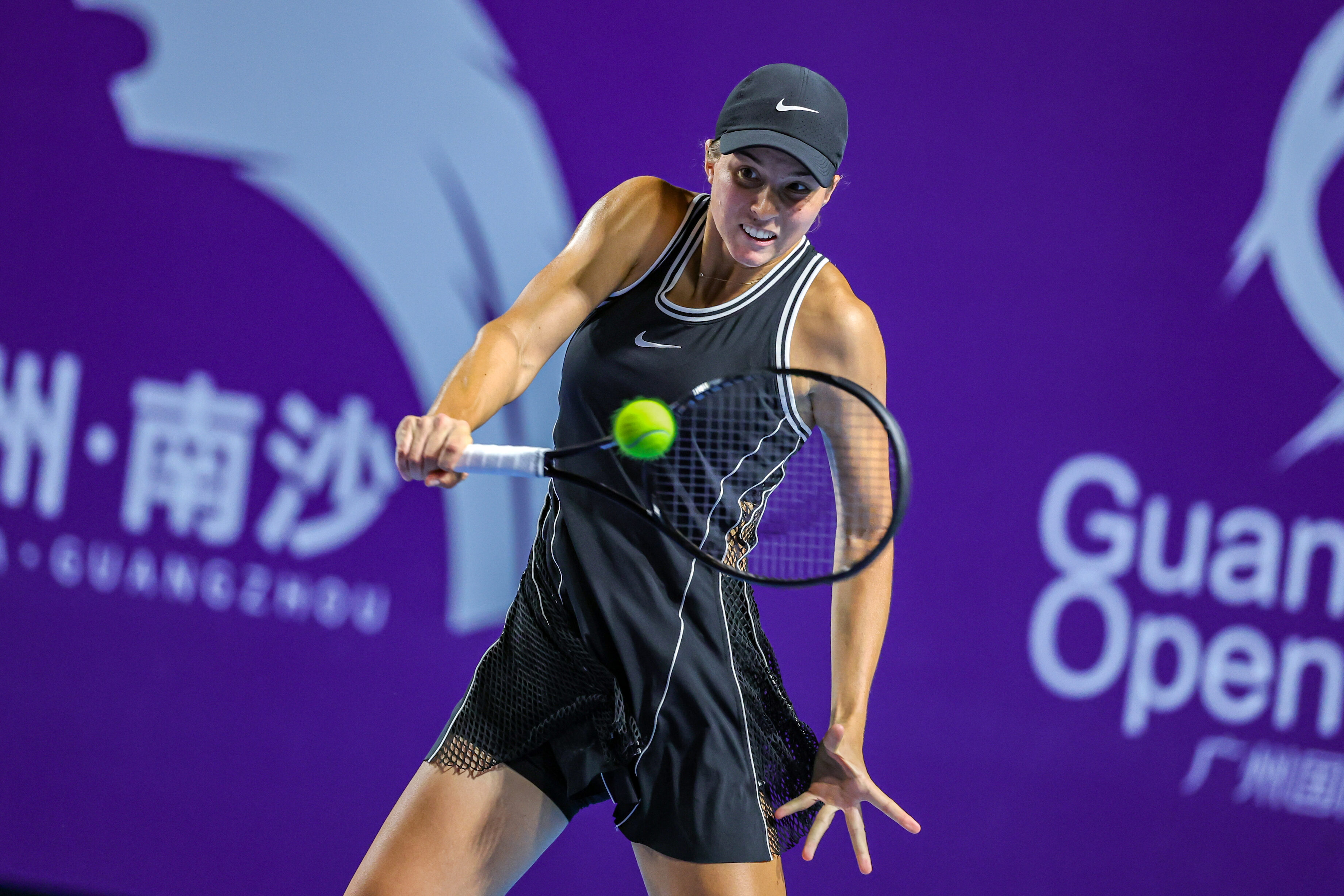 Tagger speeds past Linette in 67 minutes to make Guangzhou quarters